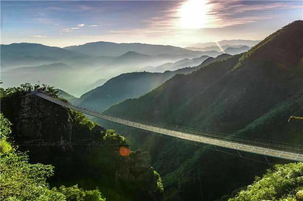 娄底新化 紫鹊界 三联峒2日游 株洲/湘潭可沿途上车(万顷梯田 纯玩无