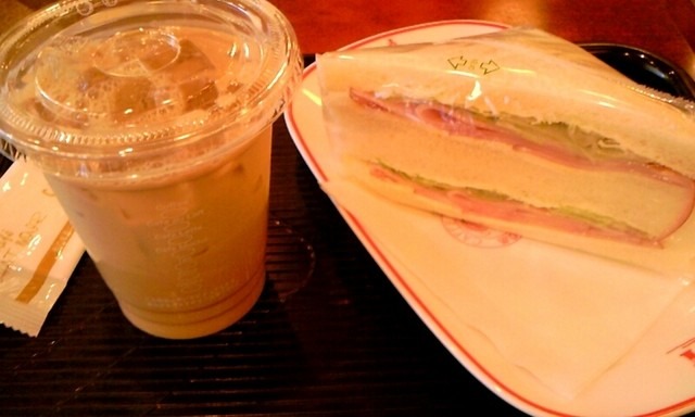 东京美食-カフェ・ベローチェ