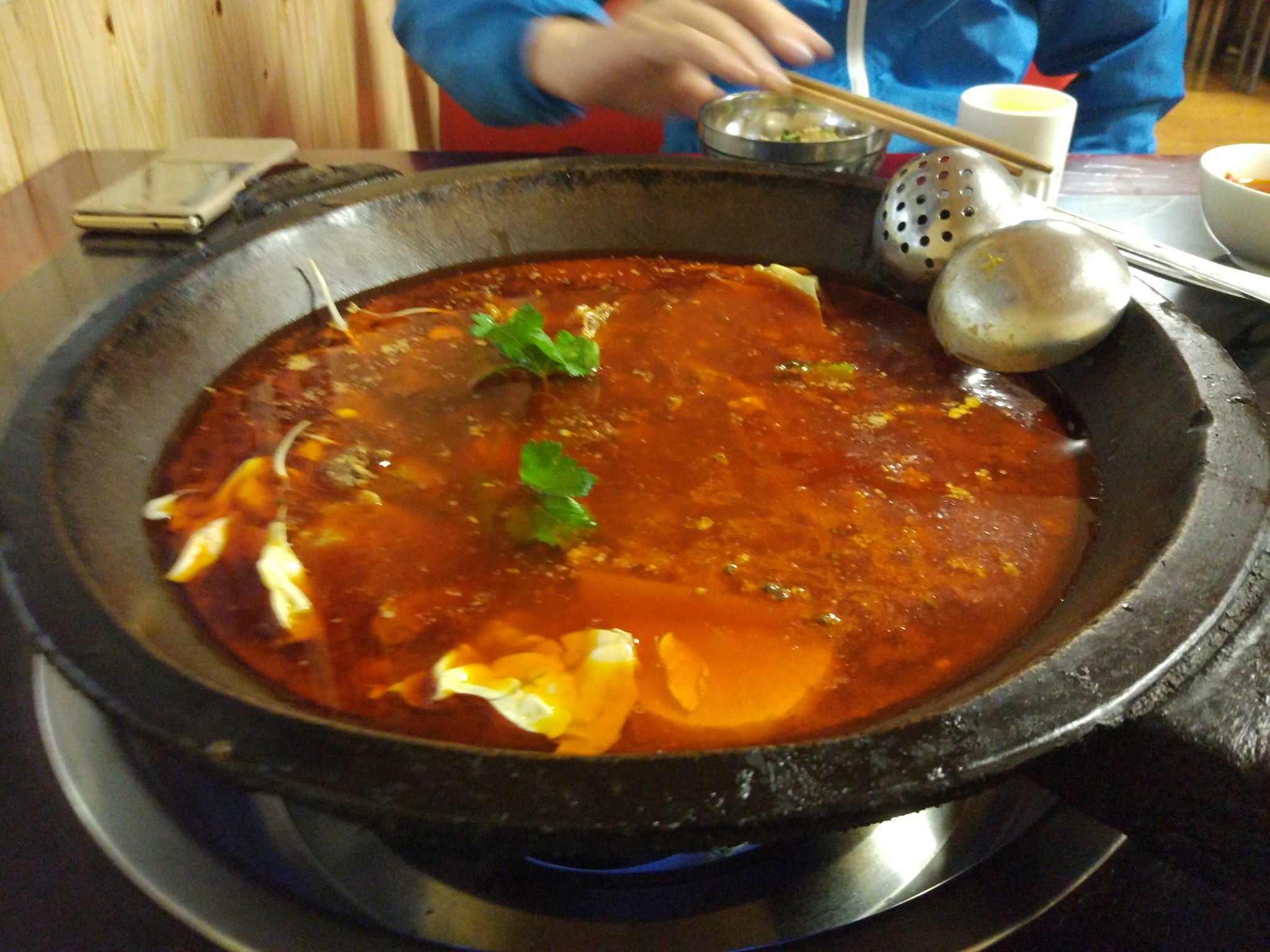 康定美食-石锅耗牛肉