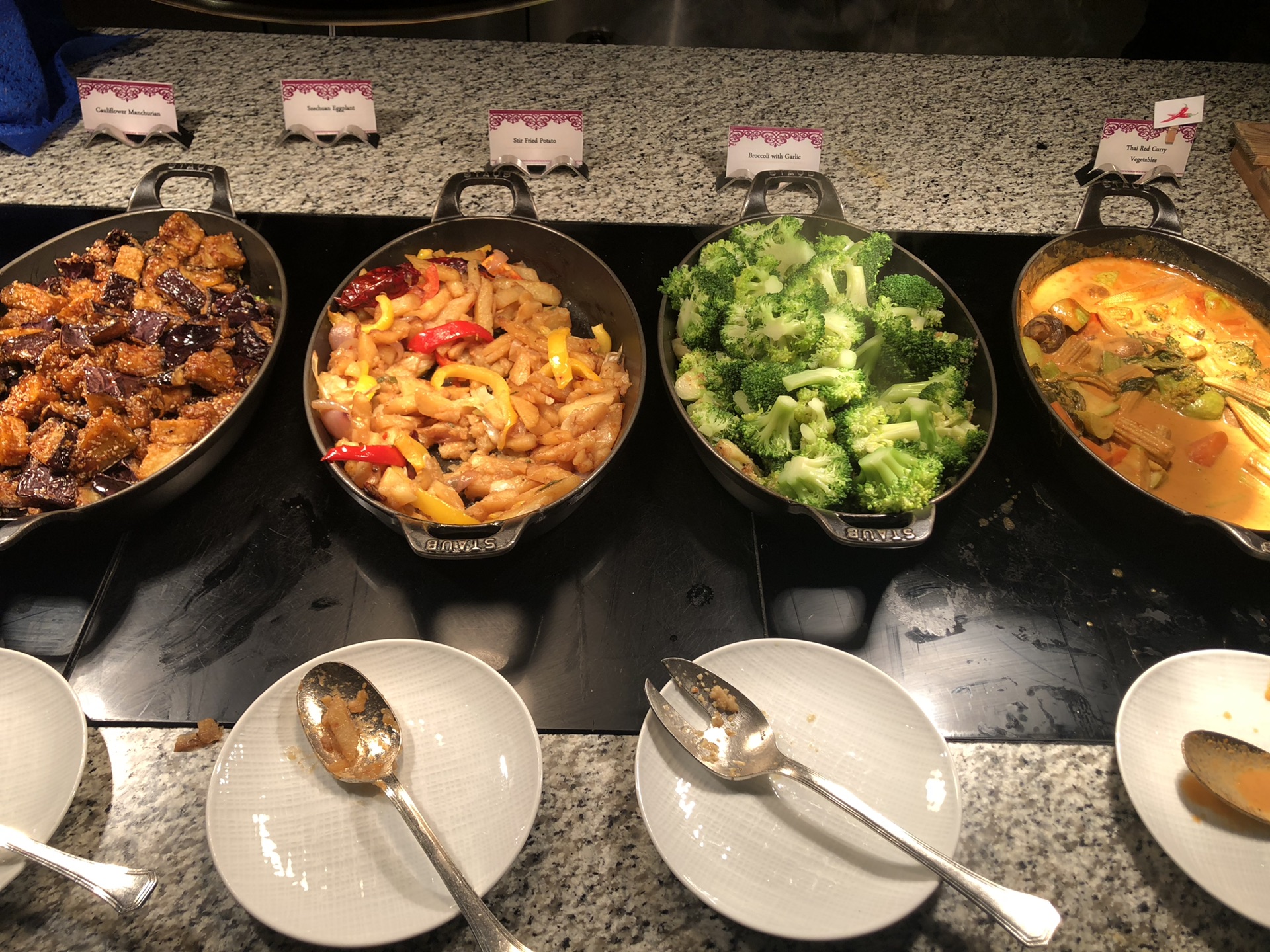 迪拜美食-Mezzerie