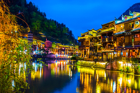 长沙旅游攻略4天4晚 wKgED1uPStWAEul7AAOk1Km_VcI27.jpeg?imageView2%2F2%2Fw%2F510%2Fh%2F8000%2Fq%2F100