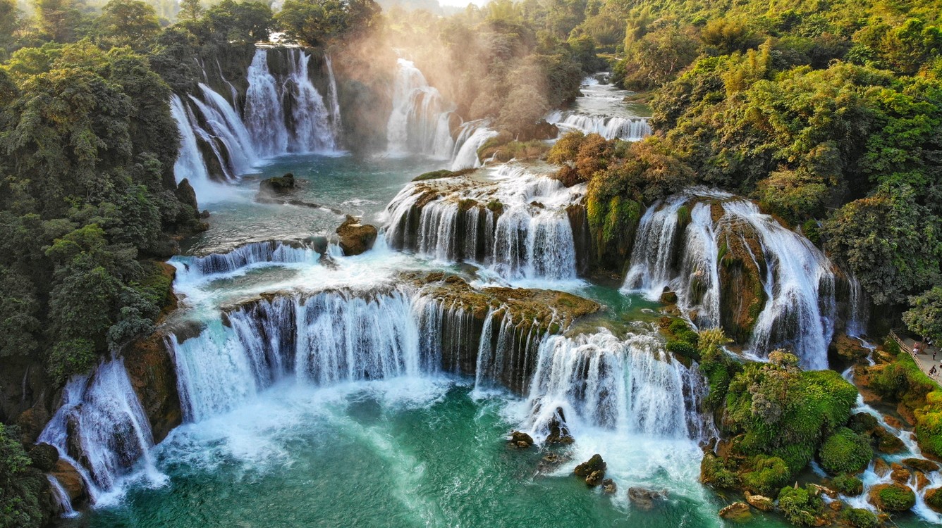 中国极限之美 这10条自驾路线,带你看遍华夏风景