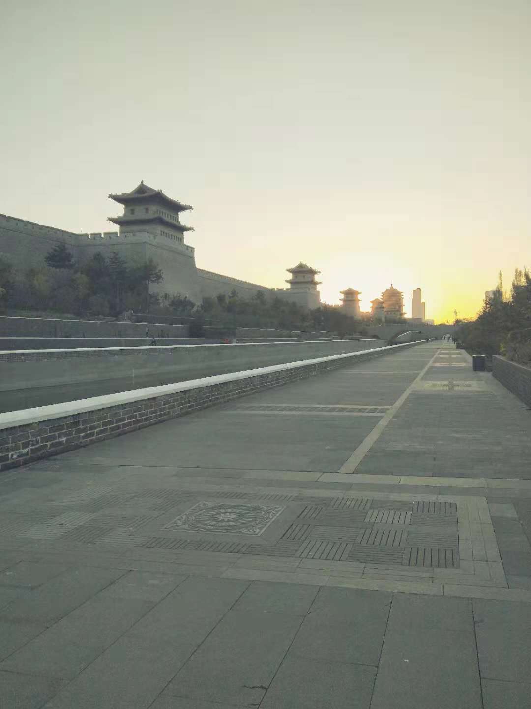 一路向西，发小之约，自驾山西内蒙_游记