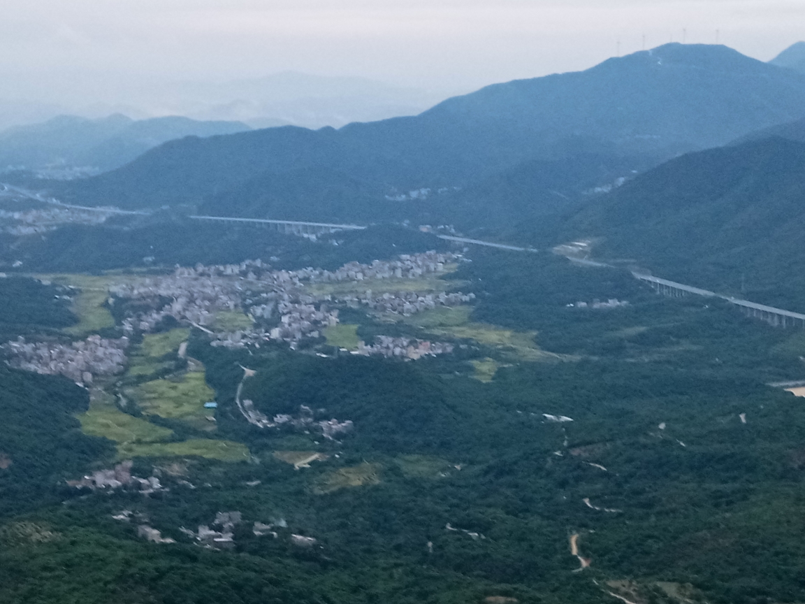2018-10-10 浮山岭老云田新泳池 根子镇红荔阁中华红