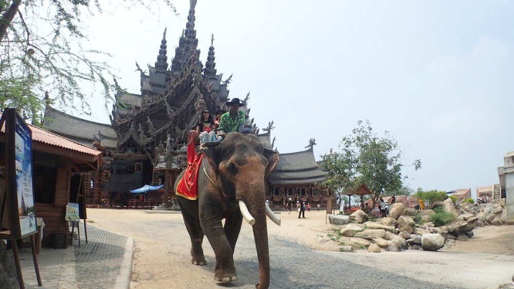 潜派旅行