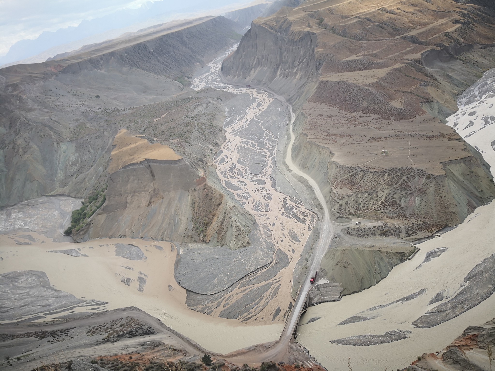 疆行纪（六）——独山子大峡谷及安集海大峡谷