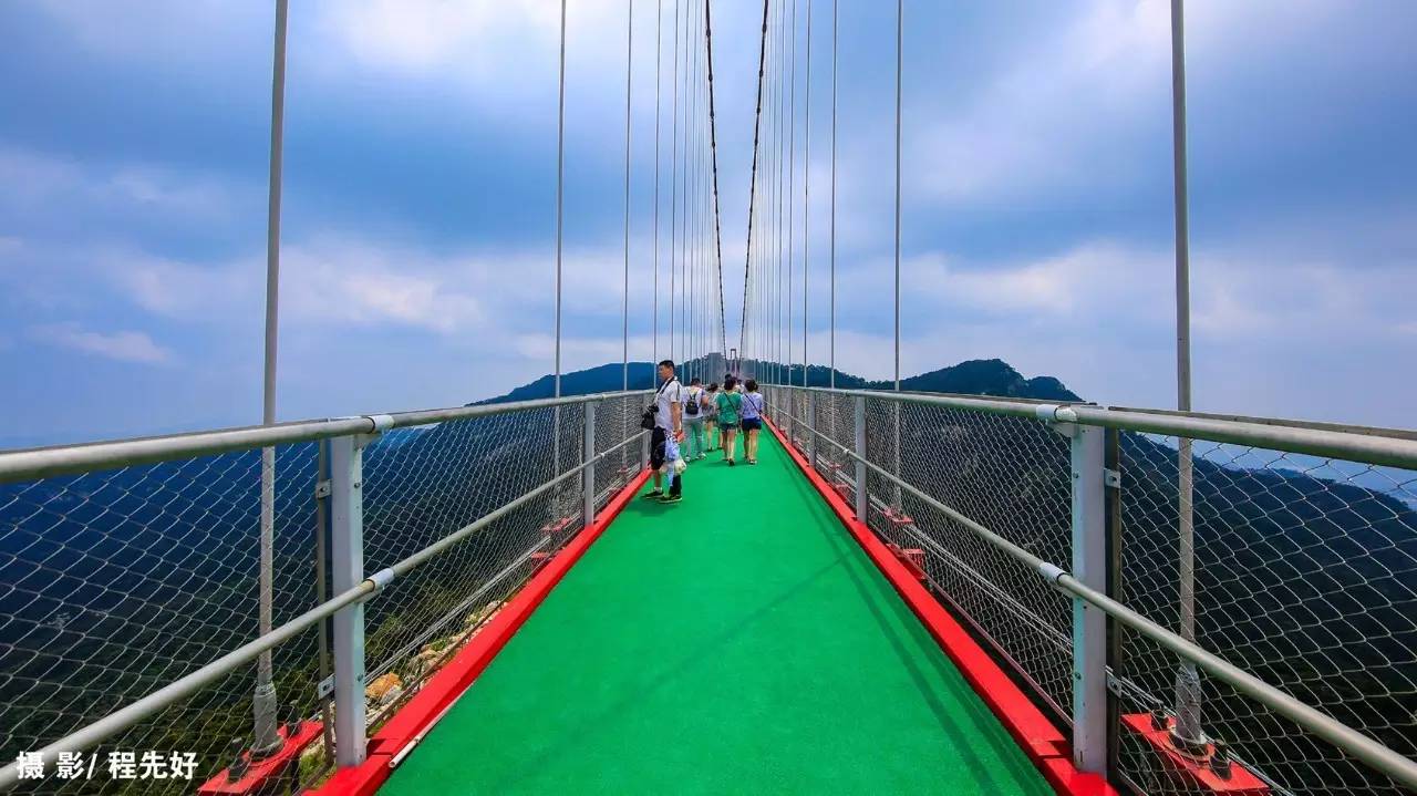 临沂沂蒙山银座天蒙旅游区拼车 沂蒙山旅游拼车(体验玻璃栈道登高望远