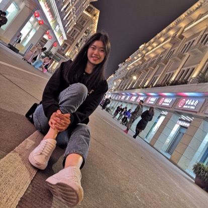 霞小妞