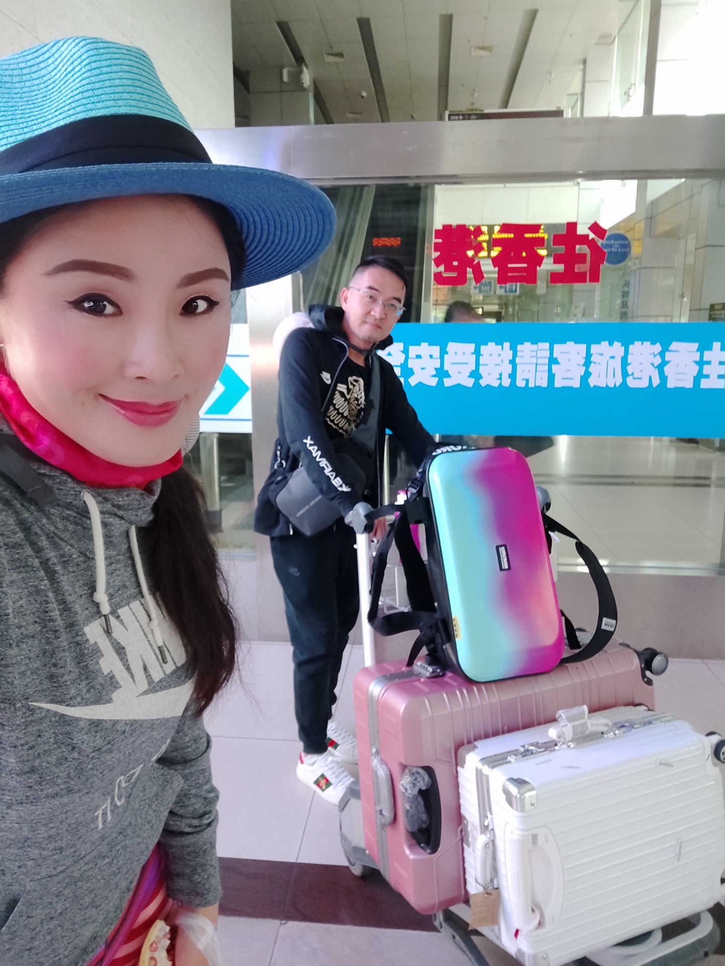 一个月欧洲梦幻之旅-希腊雅典，圣托里尼，意大利罗马，米兰，威尼斯，法国巴黎，西班牙巴塞罗那_游记