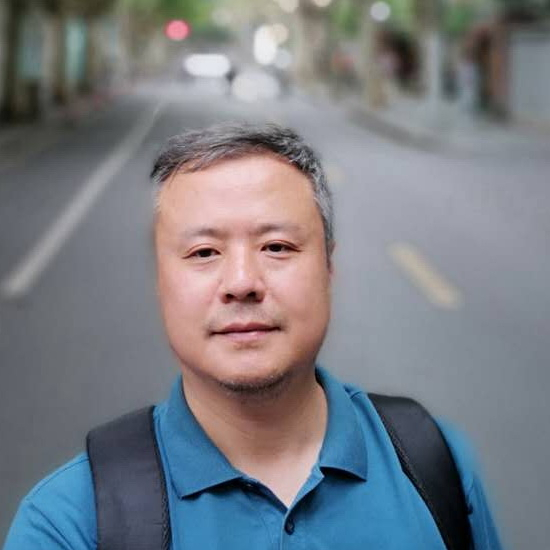 低烧哥是个老司机