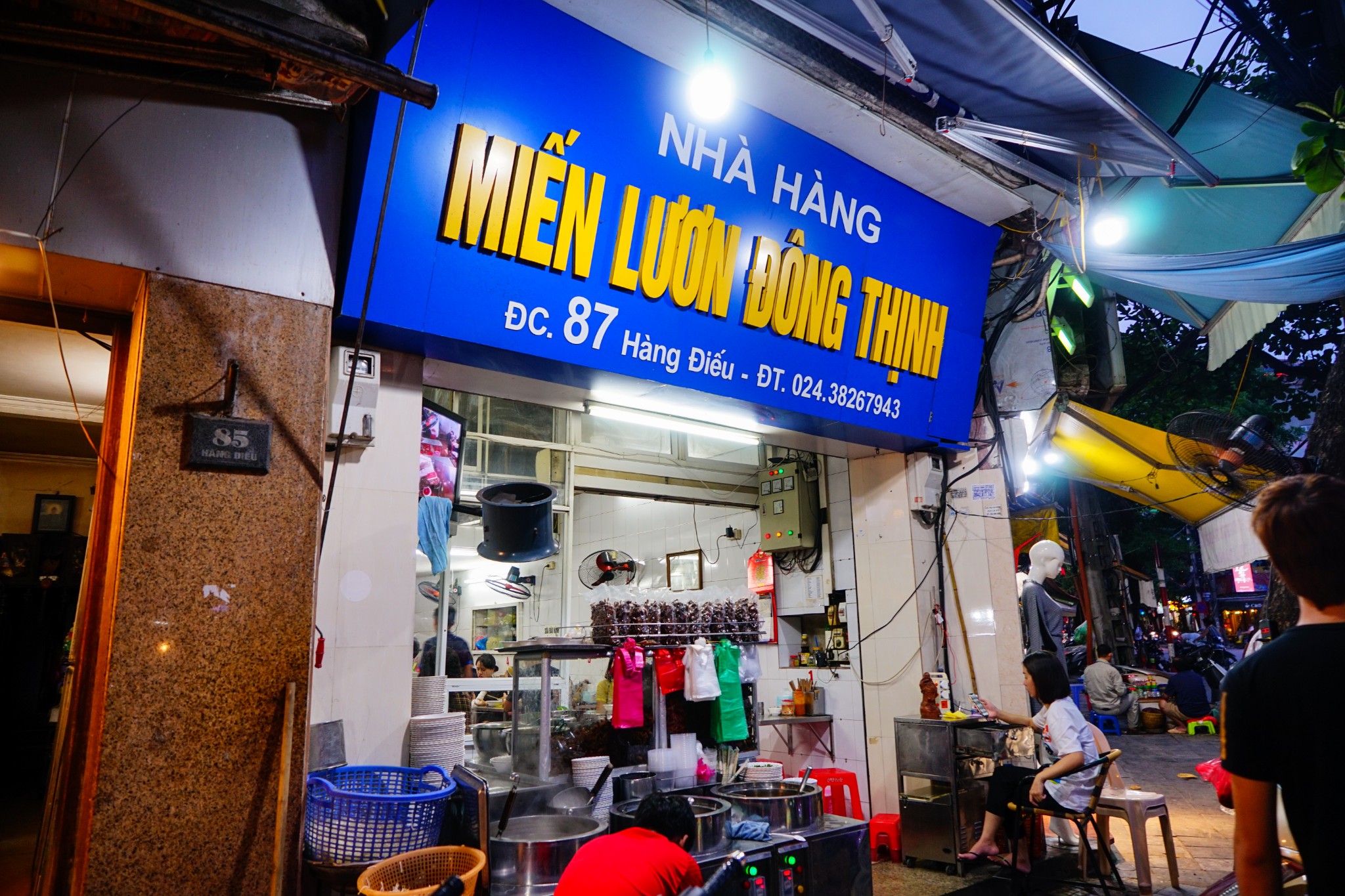 河内美食-Dong Thinh Nha Hang Mien Luon