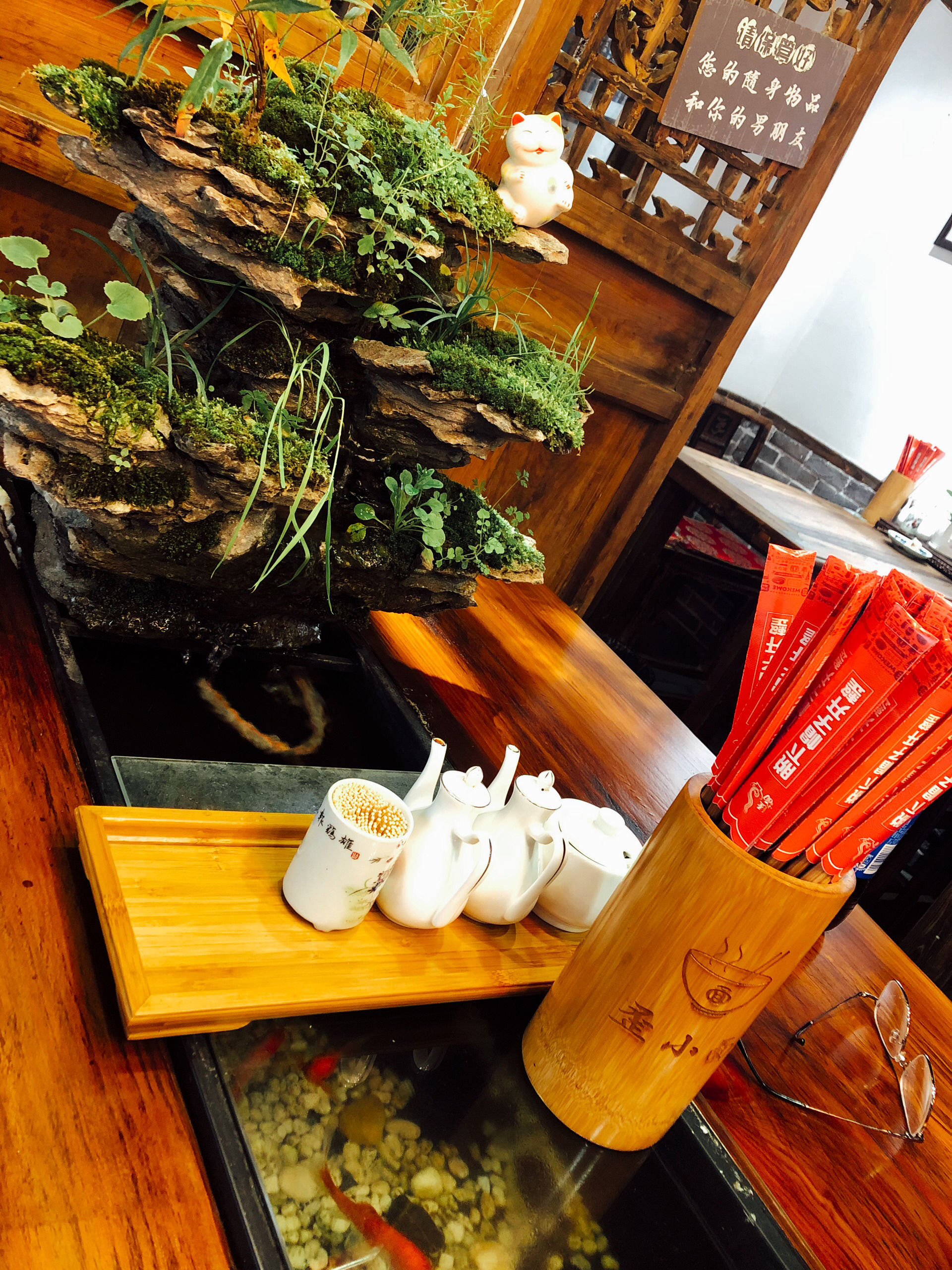 重庆美食-歪小面