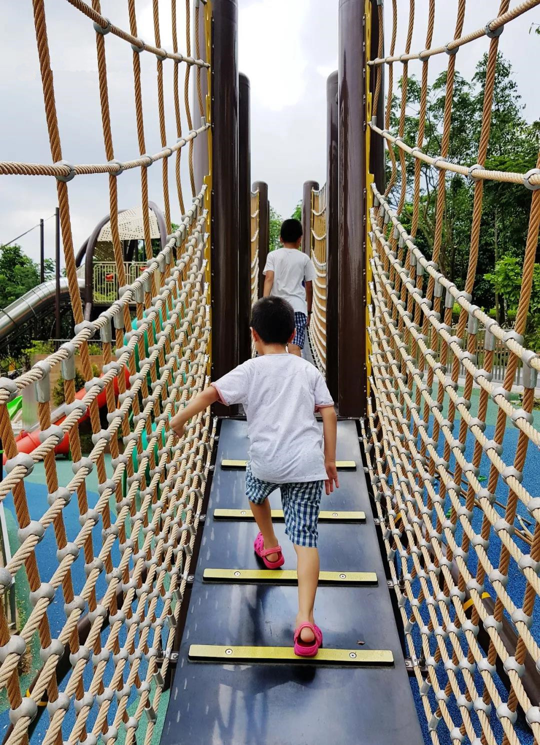 潜派旅行