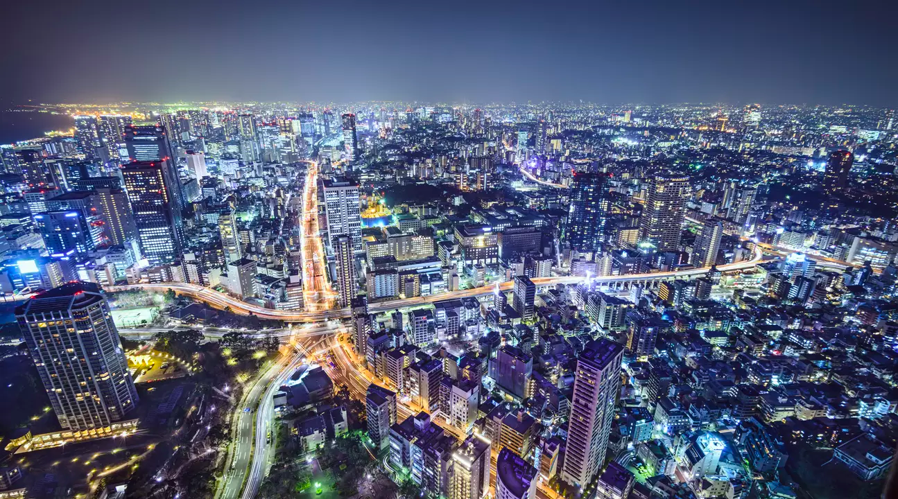 半空俯瞰东京迷人日与夜