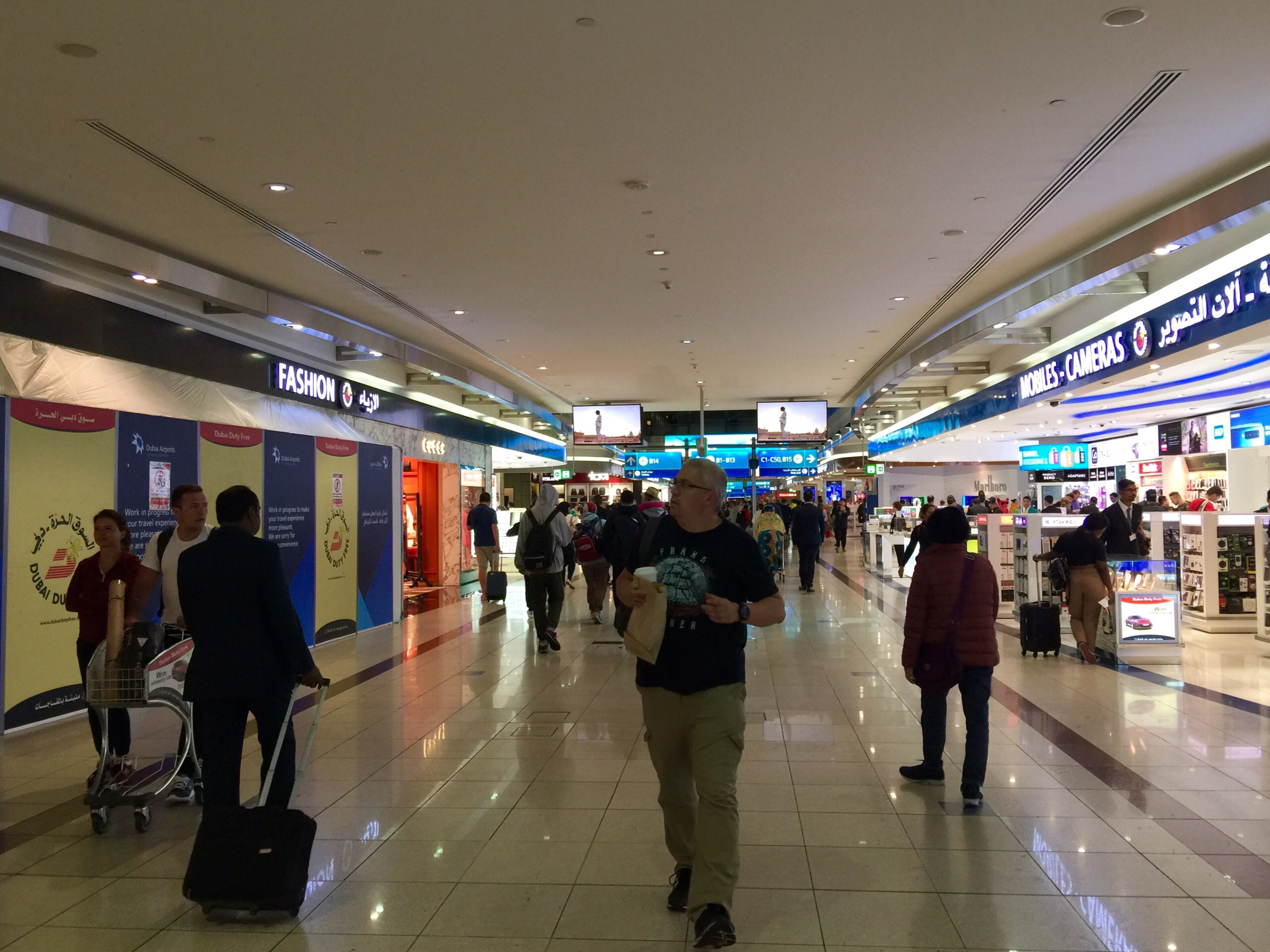 迪拜美食-Giraffe - Gate B