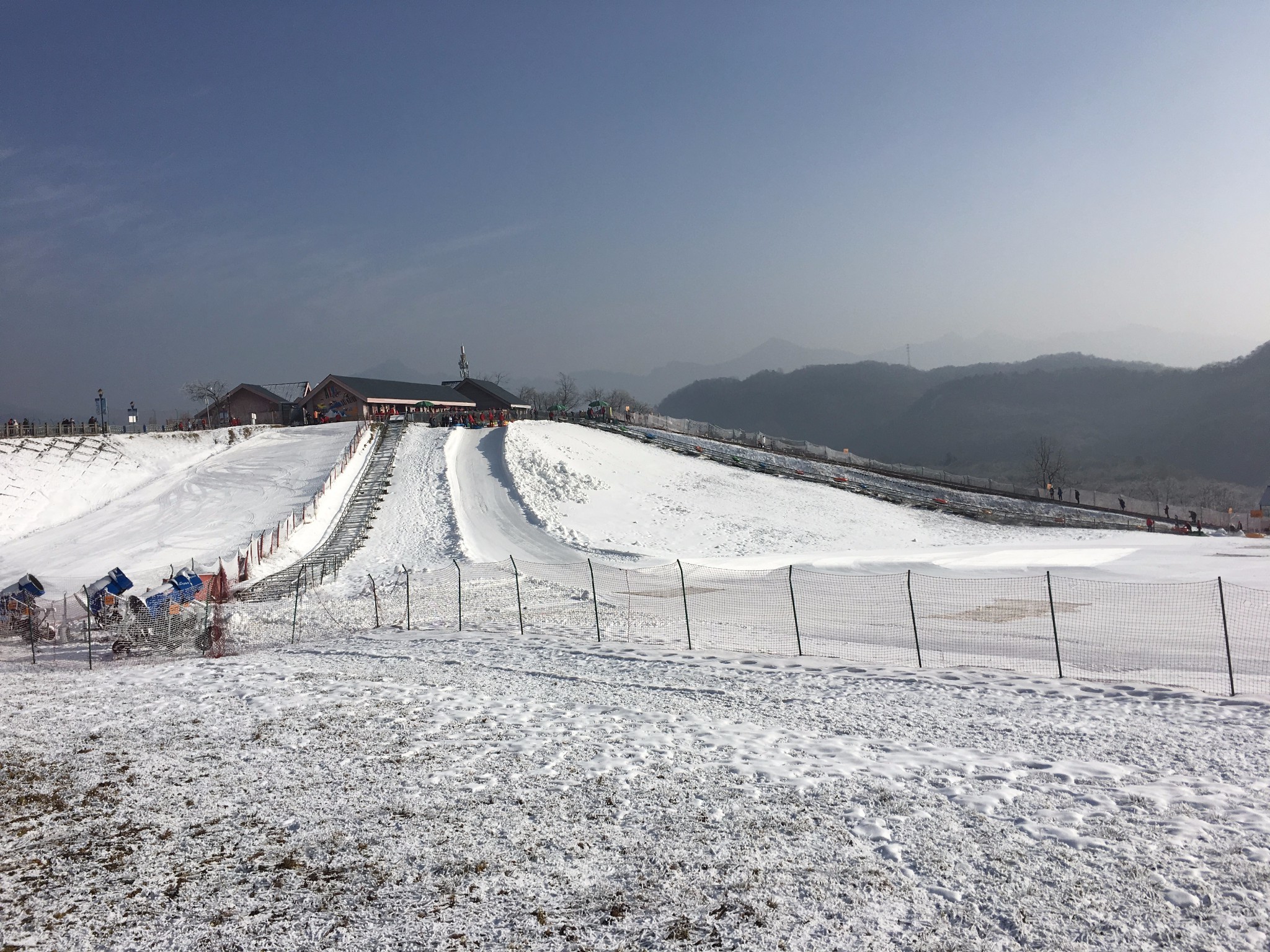 西岭雪山滑雪场        