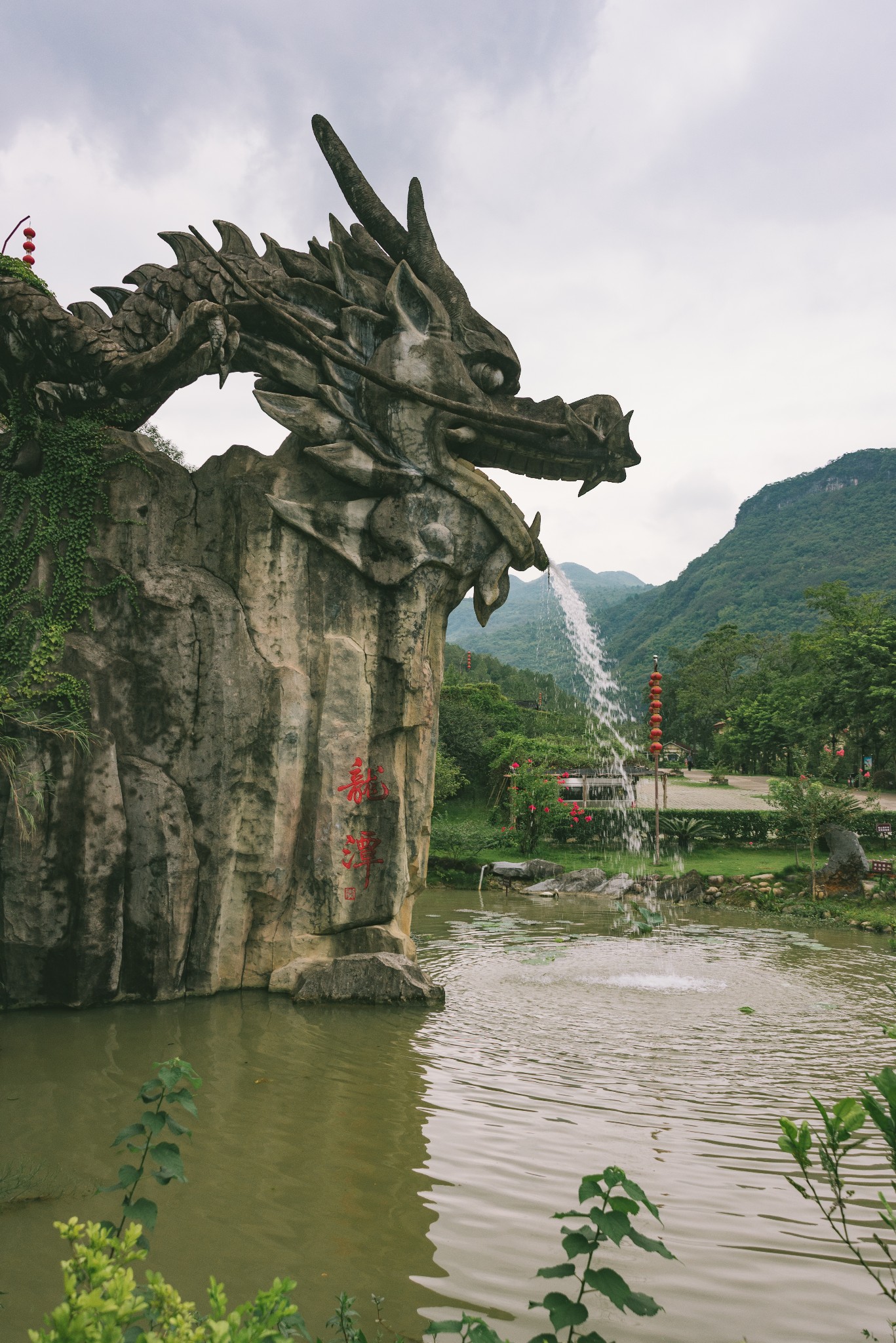 连南南岗千年瑶寨,连州地下河,湟川三峡,油岭千户瑶寨,清远旅游攻略