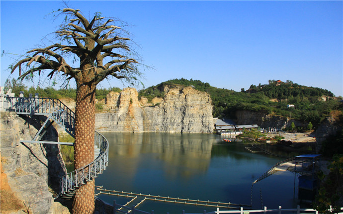 芒砀山地质公园        