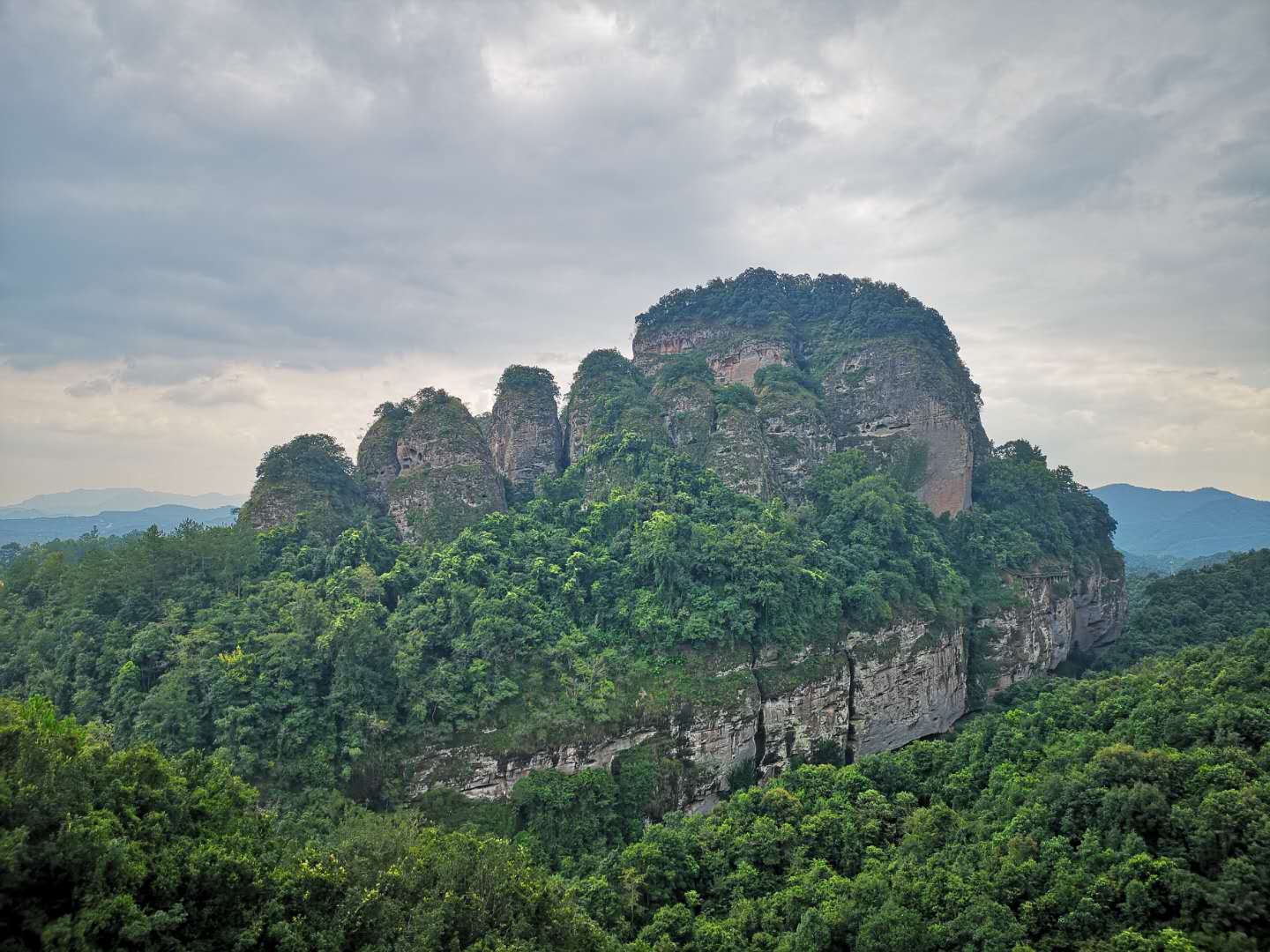 五指山市有多少人口_水晶绿岛周边配套图 五指山