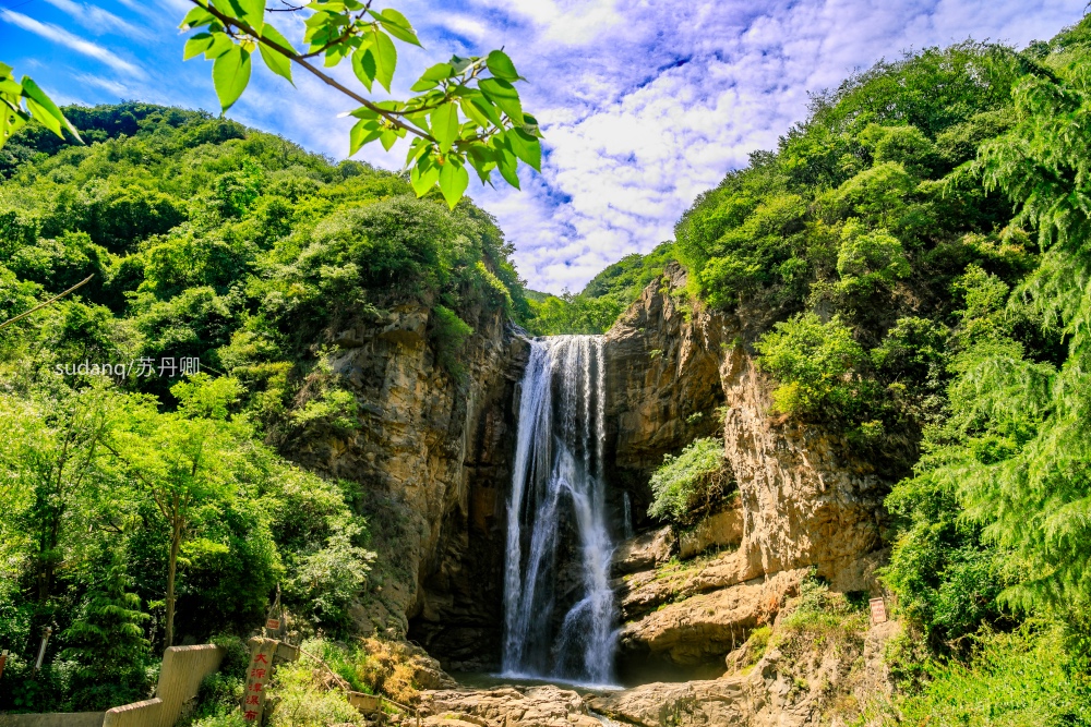 端午节怎么玩才不负三天假？探险大峡谷，玩瀑...