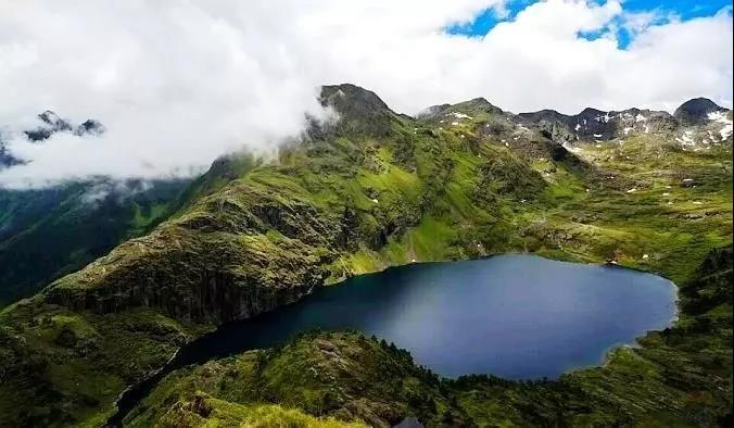 5座雪山,7个湖泊,南姐洛,比梅里雨崩更美,神仙居住的地方