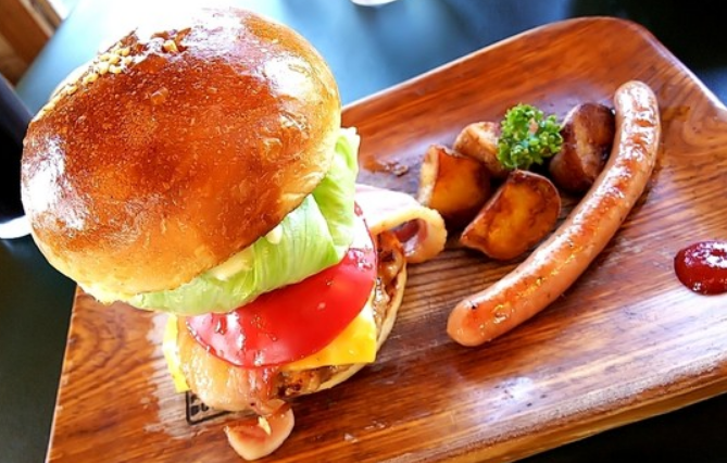 日本美食-Furano Burger