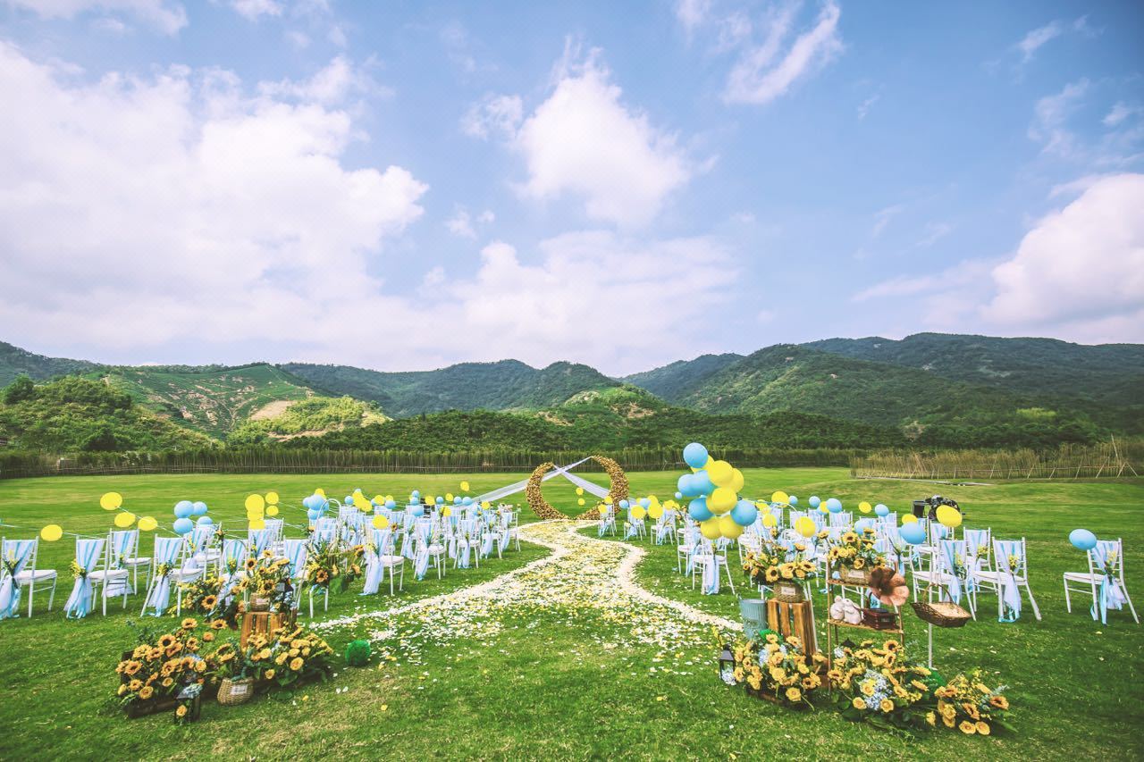 莫干山郡安里君澜度假区(含早 餐饮代金券 大草坪活动