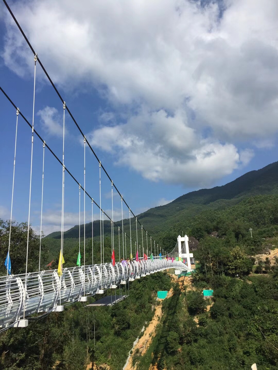 漳州长泰鼓鸣岩休闲风景区