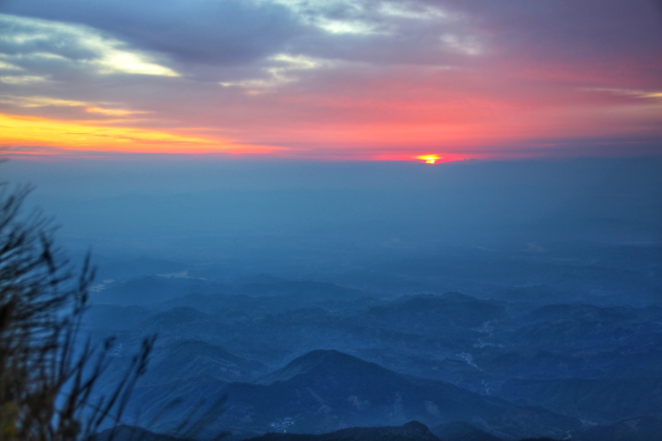 记10月夜登军峰山（干货）