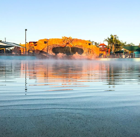 white water terrace,walterwhite 激浪世界(white water world)