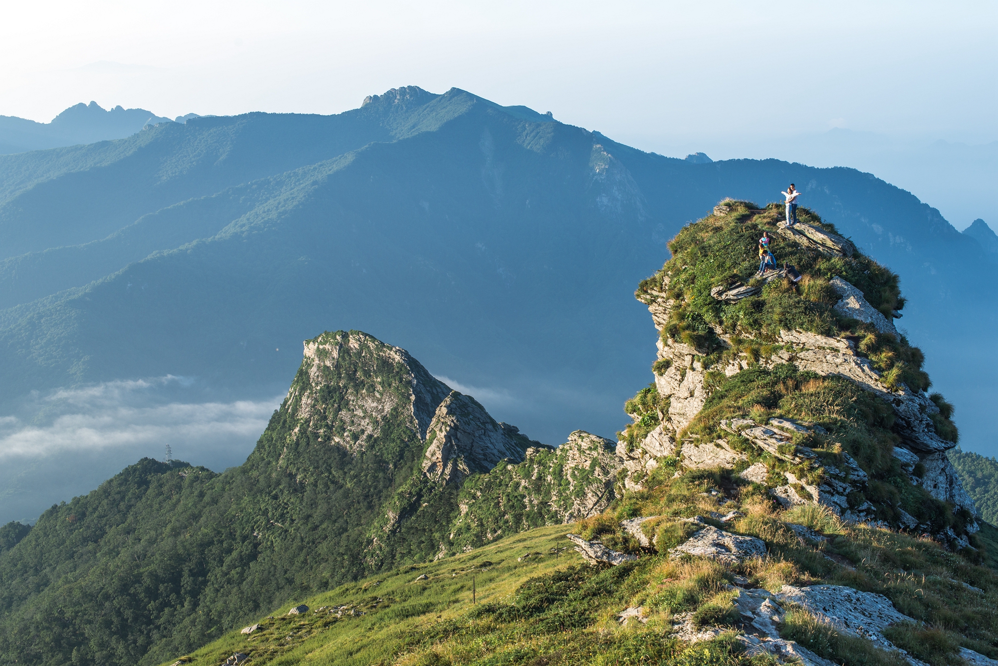 山巅风景