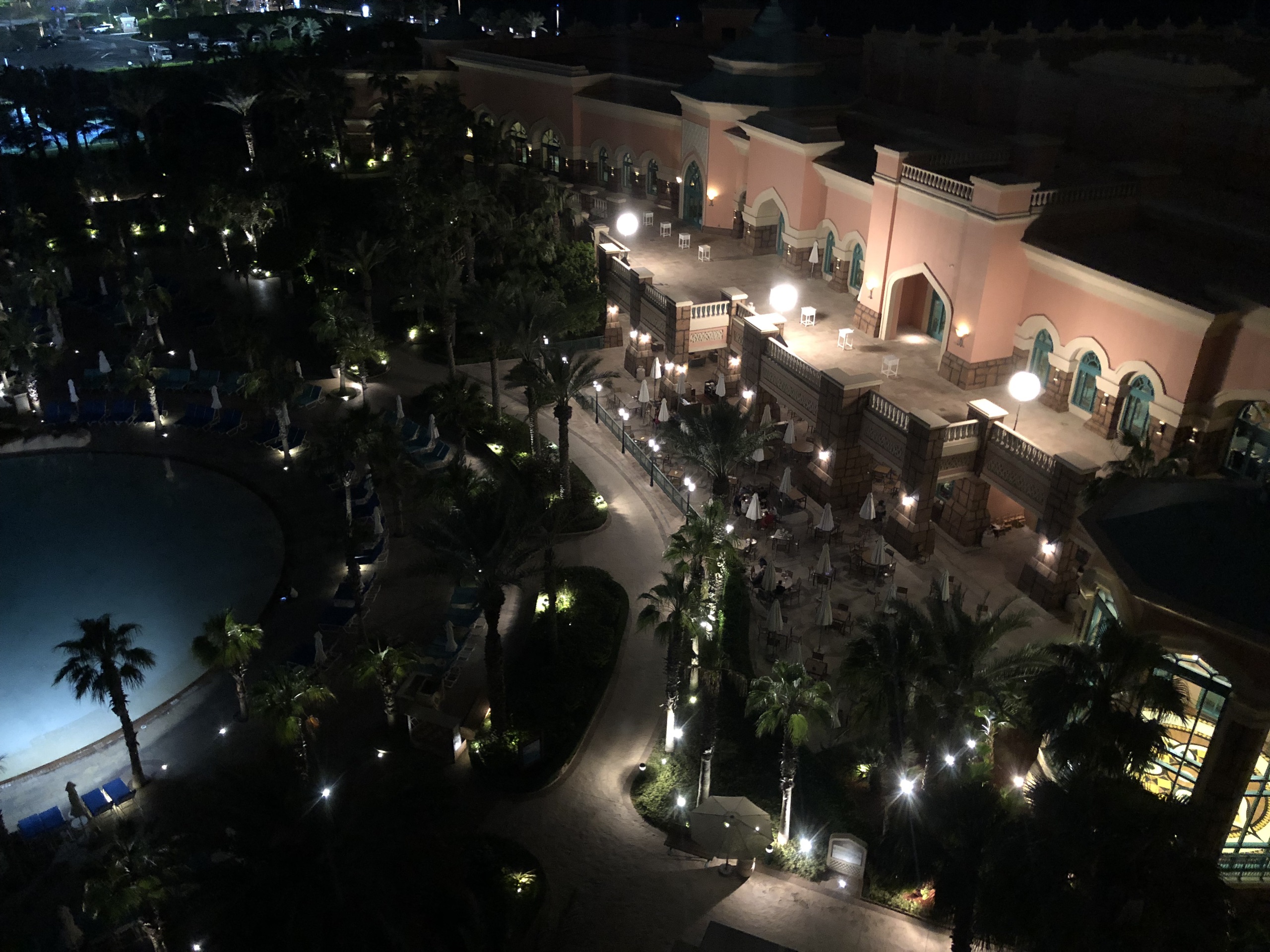 迪拜美食-The Edge