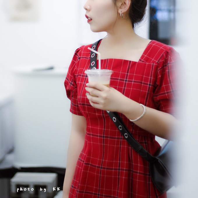 拍照如何拍出完整眼神 wKgEaVyxgxGAREQkAAr6P8mIBKM67.jpeg?imageView2%2F2%2Fw%2F680%2Fq%2F90%7CimageMogr2%2Fstrip%2Fquality%2F90