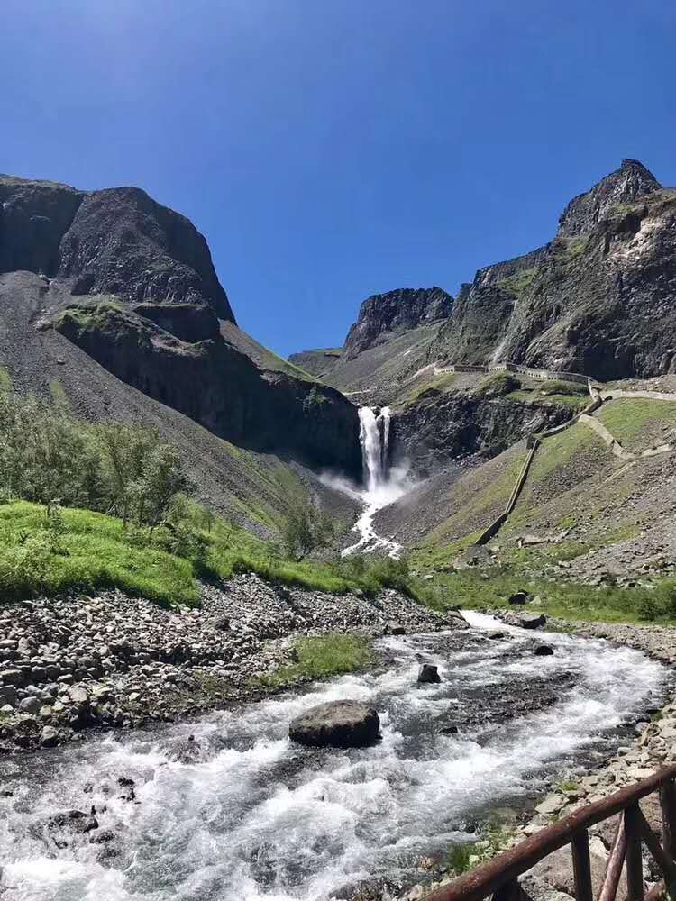 长春起止长白山北坡2日游长白山北景区露水河皇家狩猎