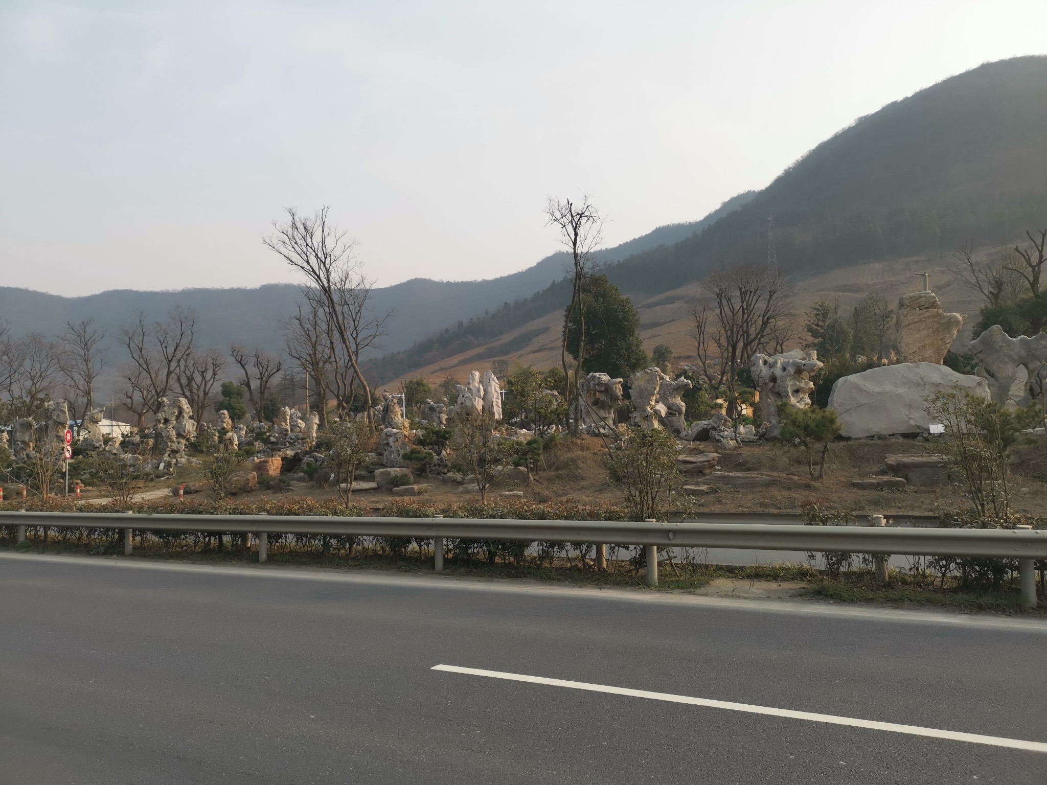 环巢湖岸边次要景点一圈游