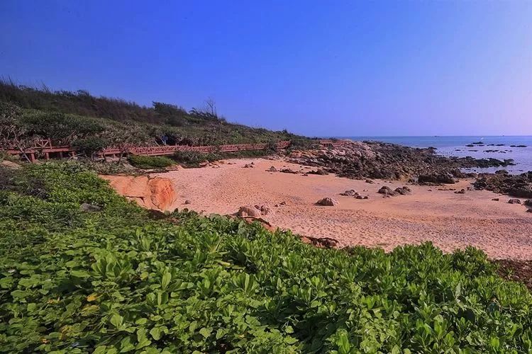 原生态海湾—海南西部棋子湾