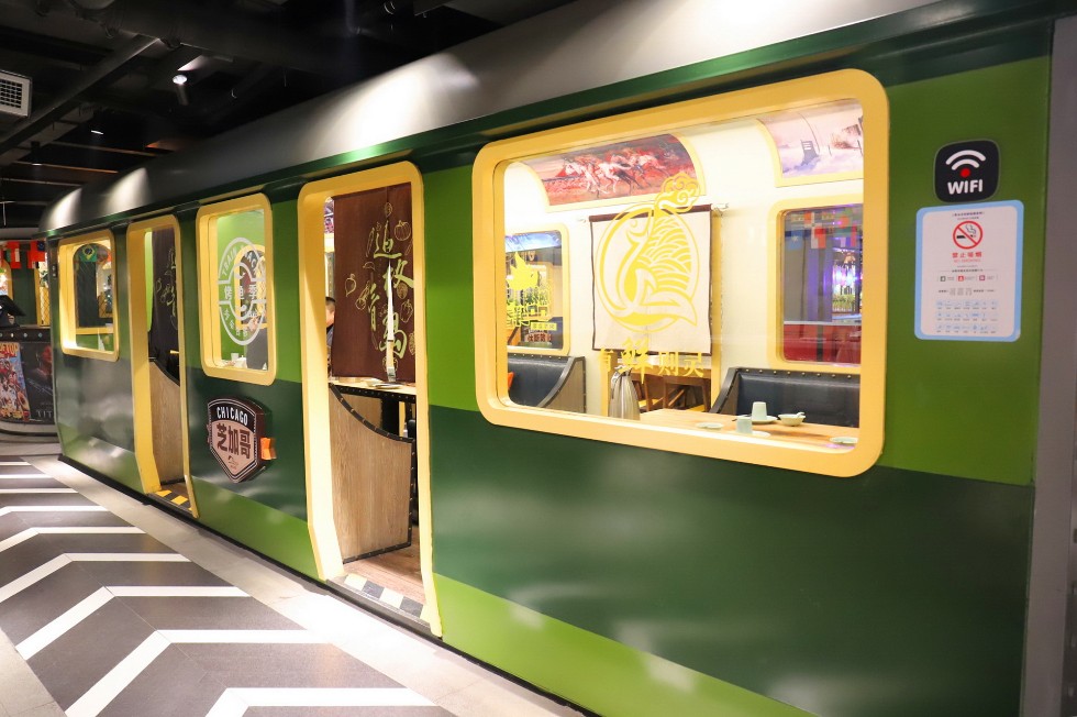 青岛美食-列车食客音乐主题餐厅