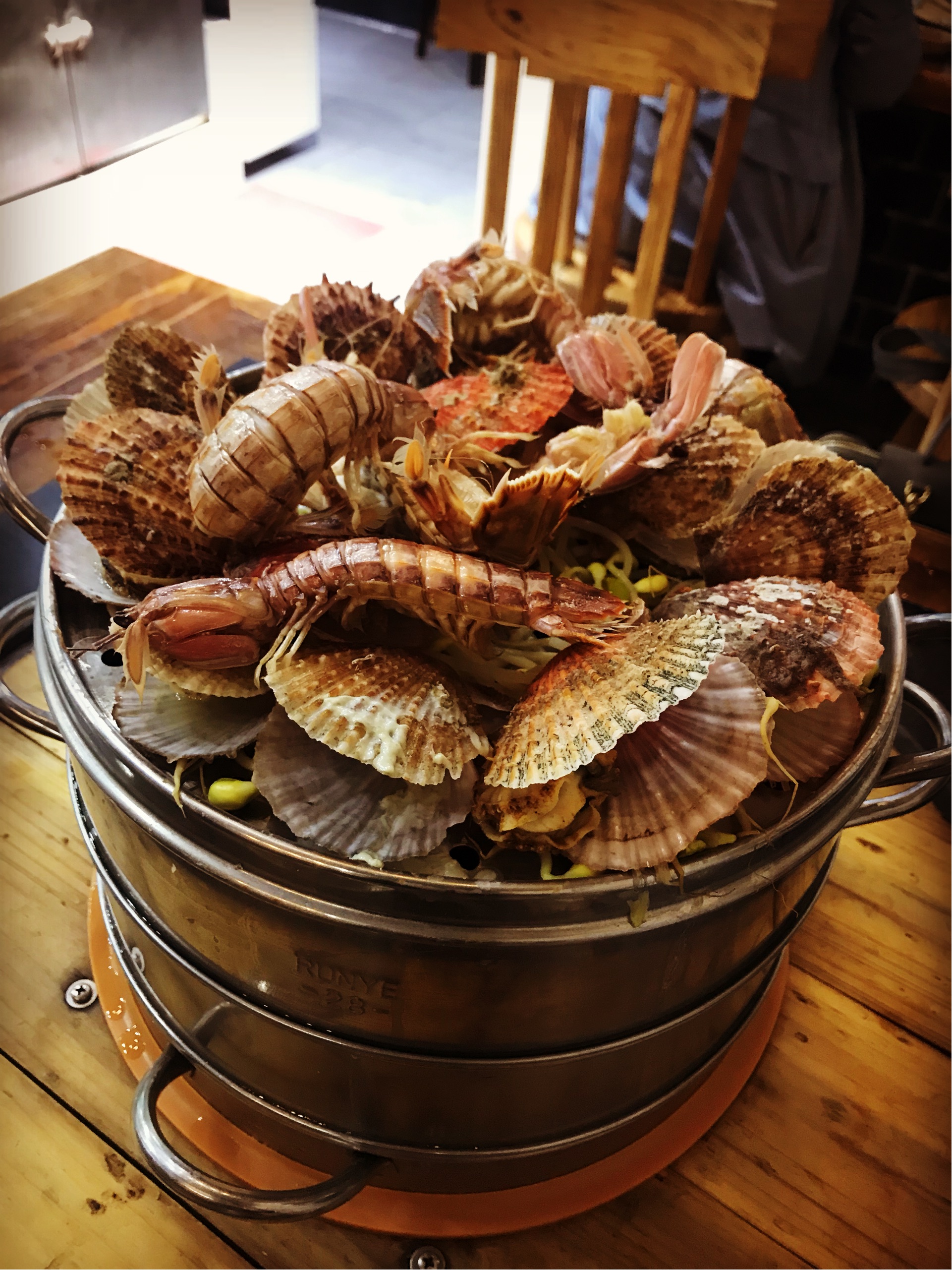 青岛美食-九层海鲜塔(黄岛店)