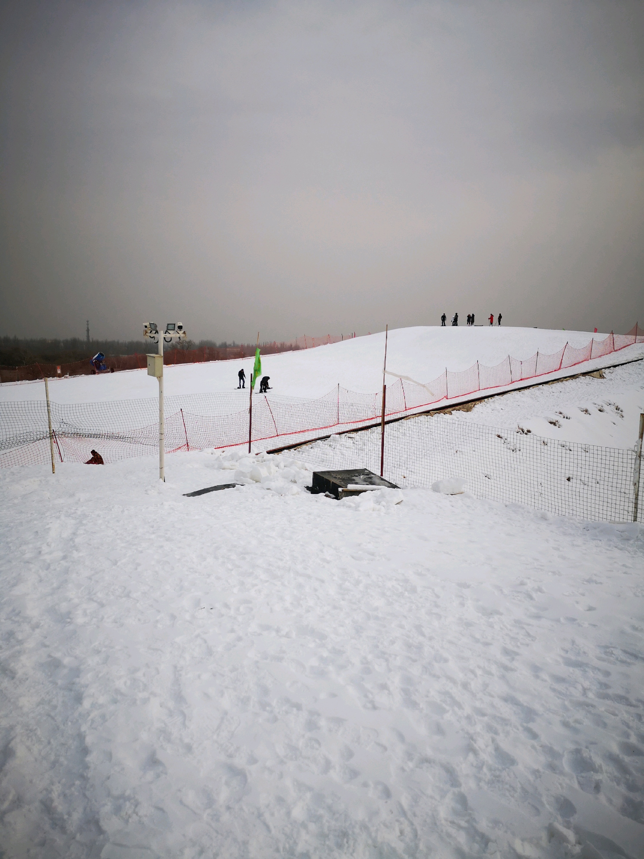 【疏勒景点图片】牙甫泉疆山滑雪场