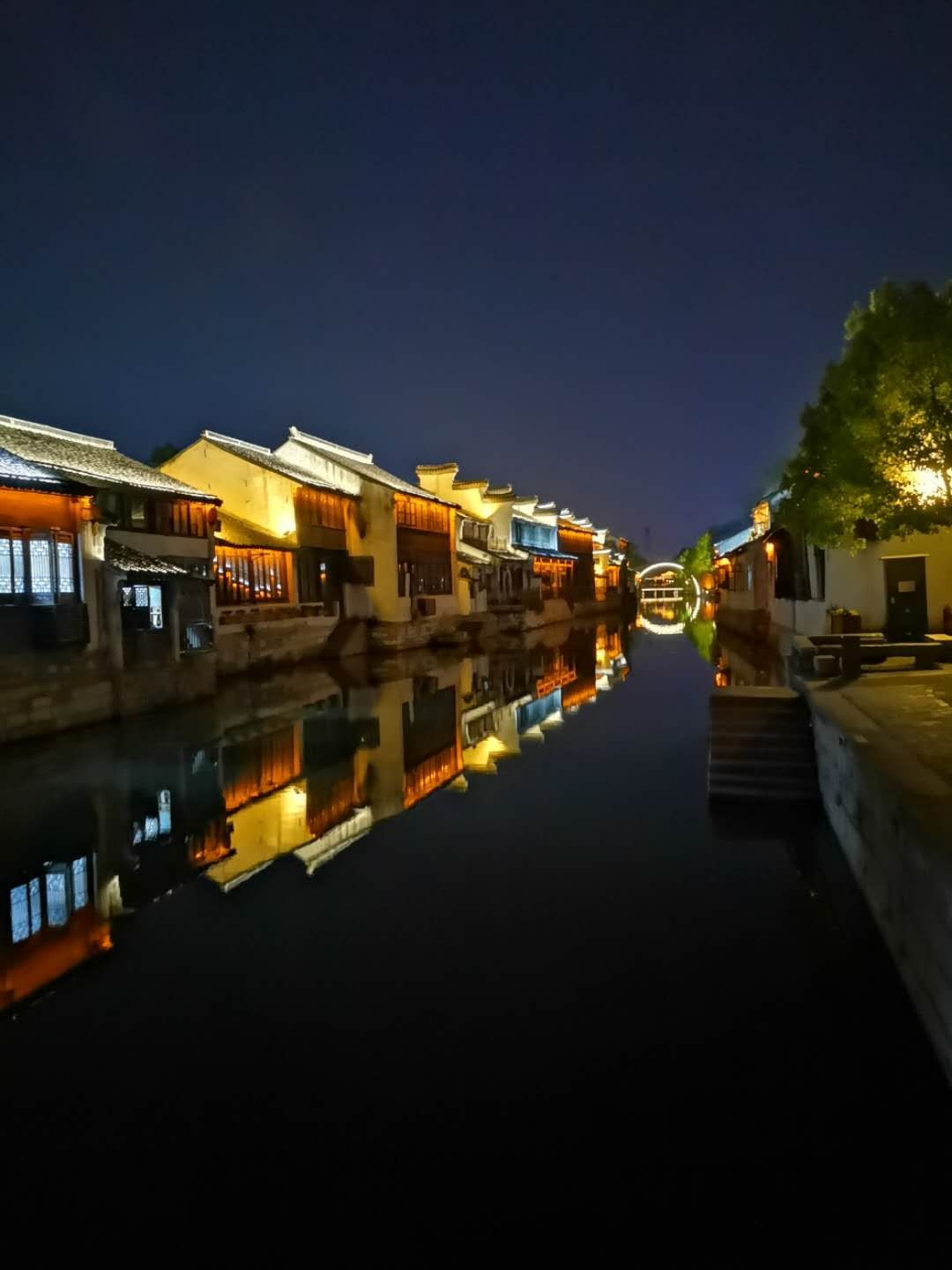 南浔古镇夜景的美