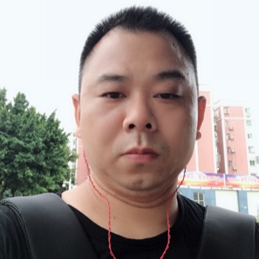 骑着小猪