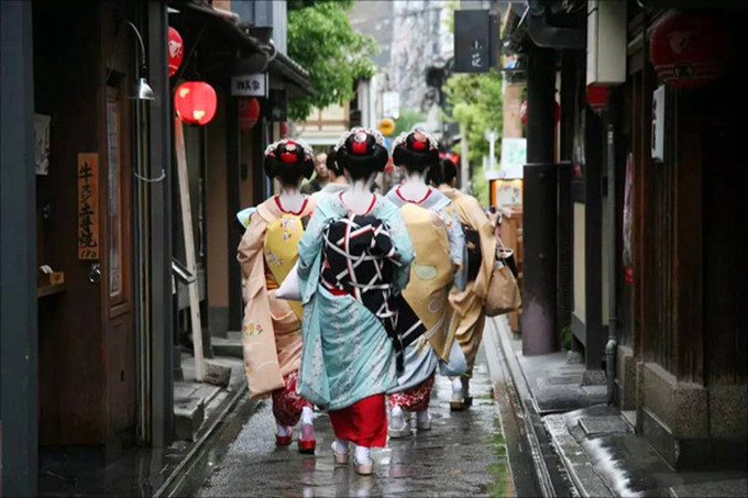 潜派旅行