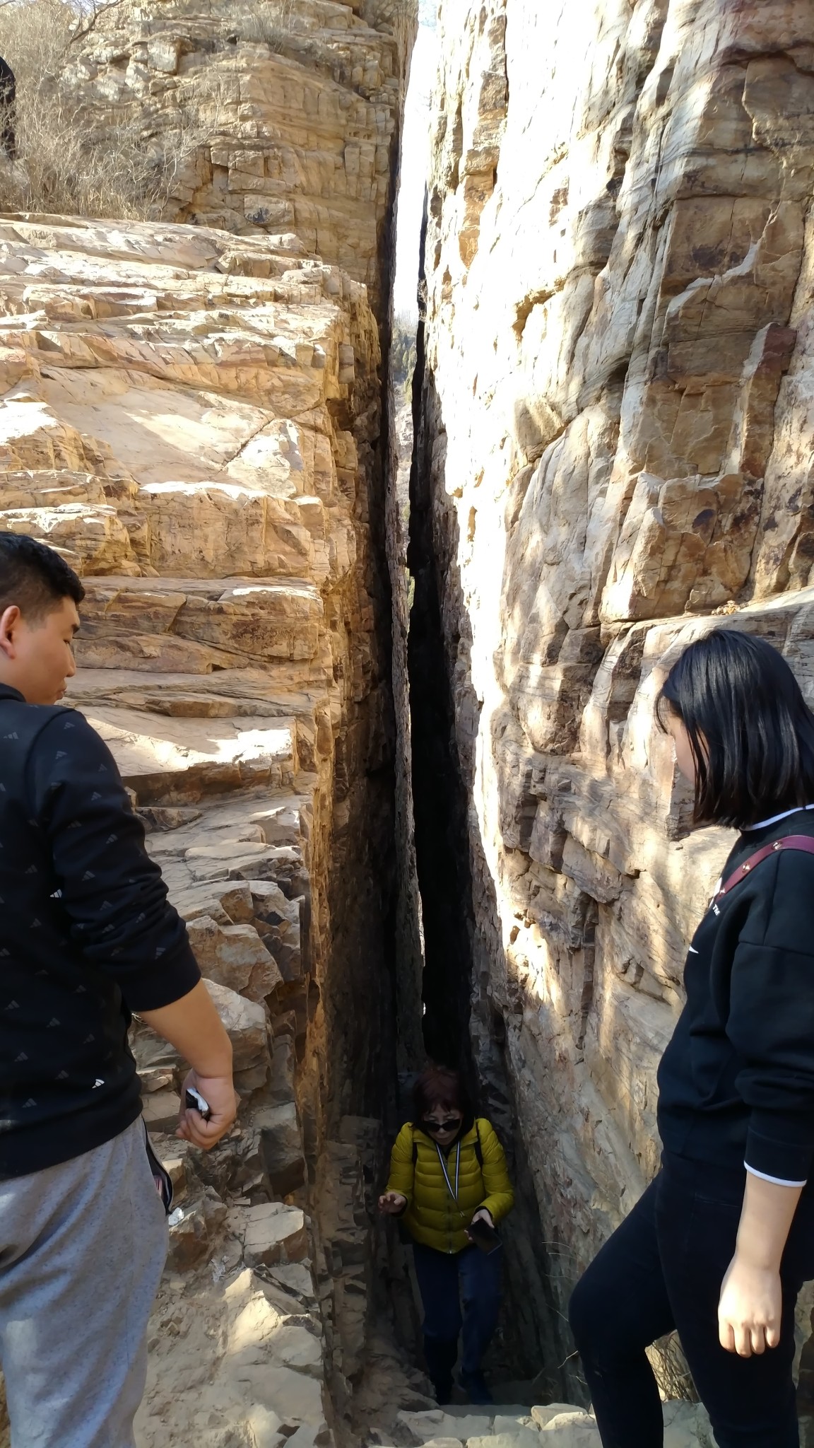 仅仅只能一人通过的--一线天_游记