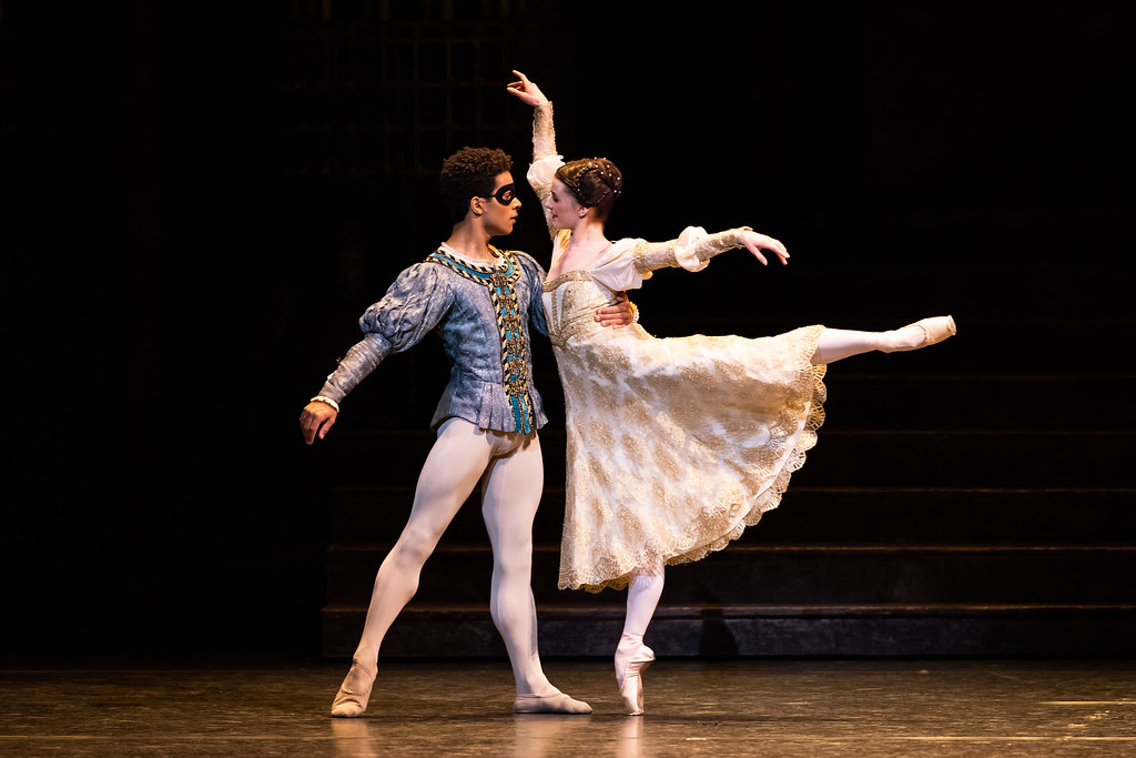 英伦古典夜生活:英国皇家芭蕾舞团及皇家歌剧院安利