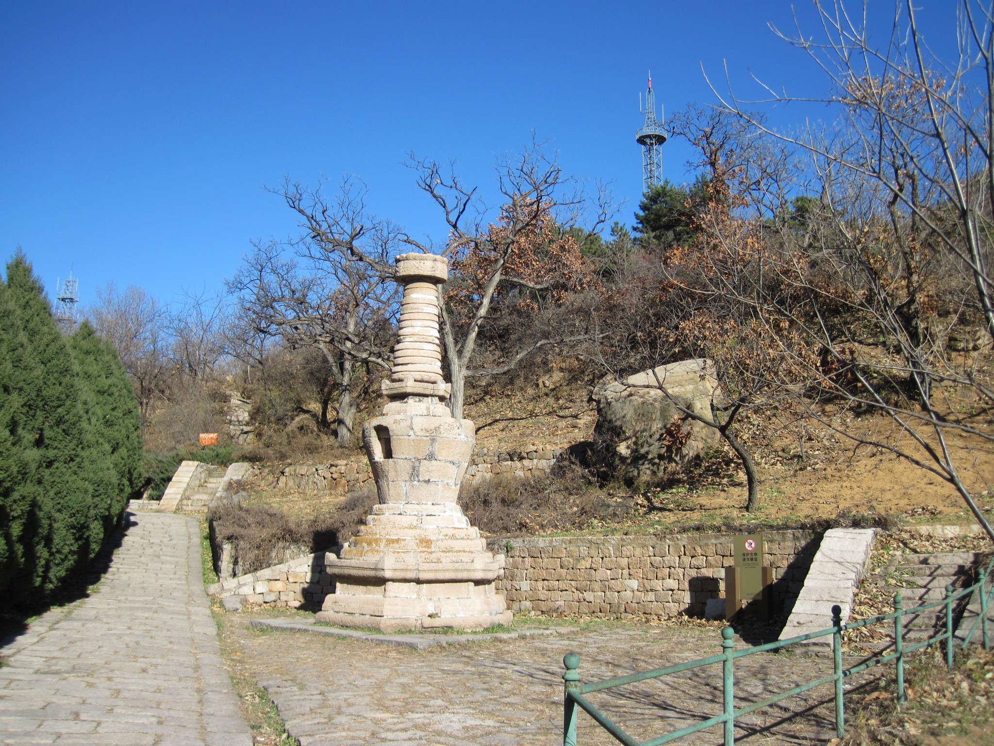 【图赏】北京昌平银山塔林:山中寻秋 只为内心的那一份宁静