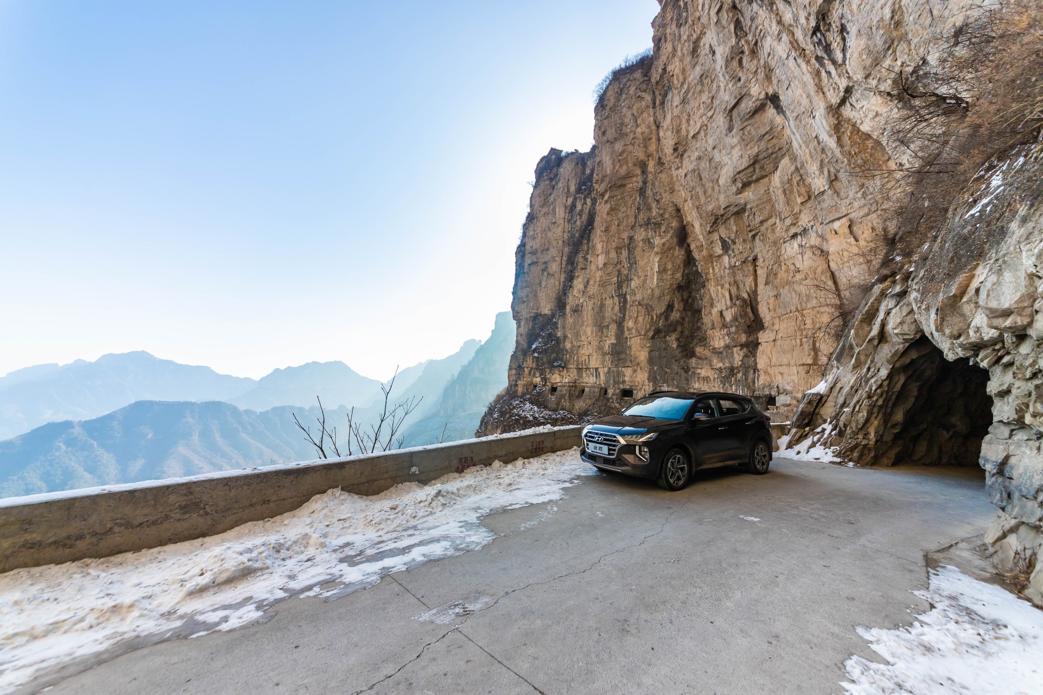 【太行山图片】巍巍太行，中华脊梁 | 单人单车自驾太行山脉，探秘惊险又刺激的挂壁公路