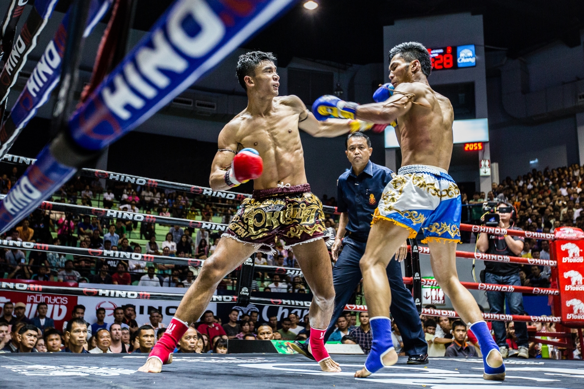 曼谷伦披尼泰拳馆vip门票鲁比尼拳击场lumpiniboxingstadium真实搏斗