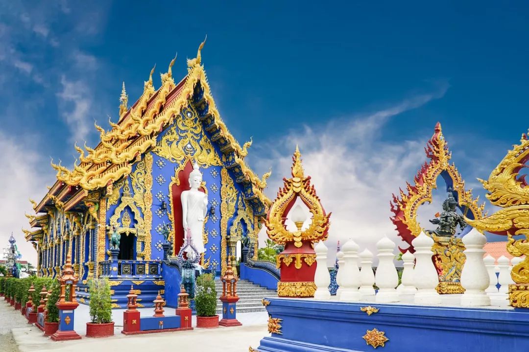比水灯节还魔幻!这个泰国最美寺庙开放限时夜场了