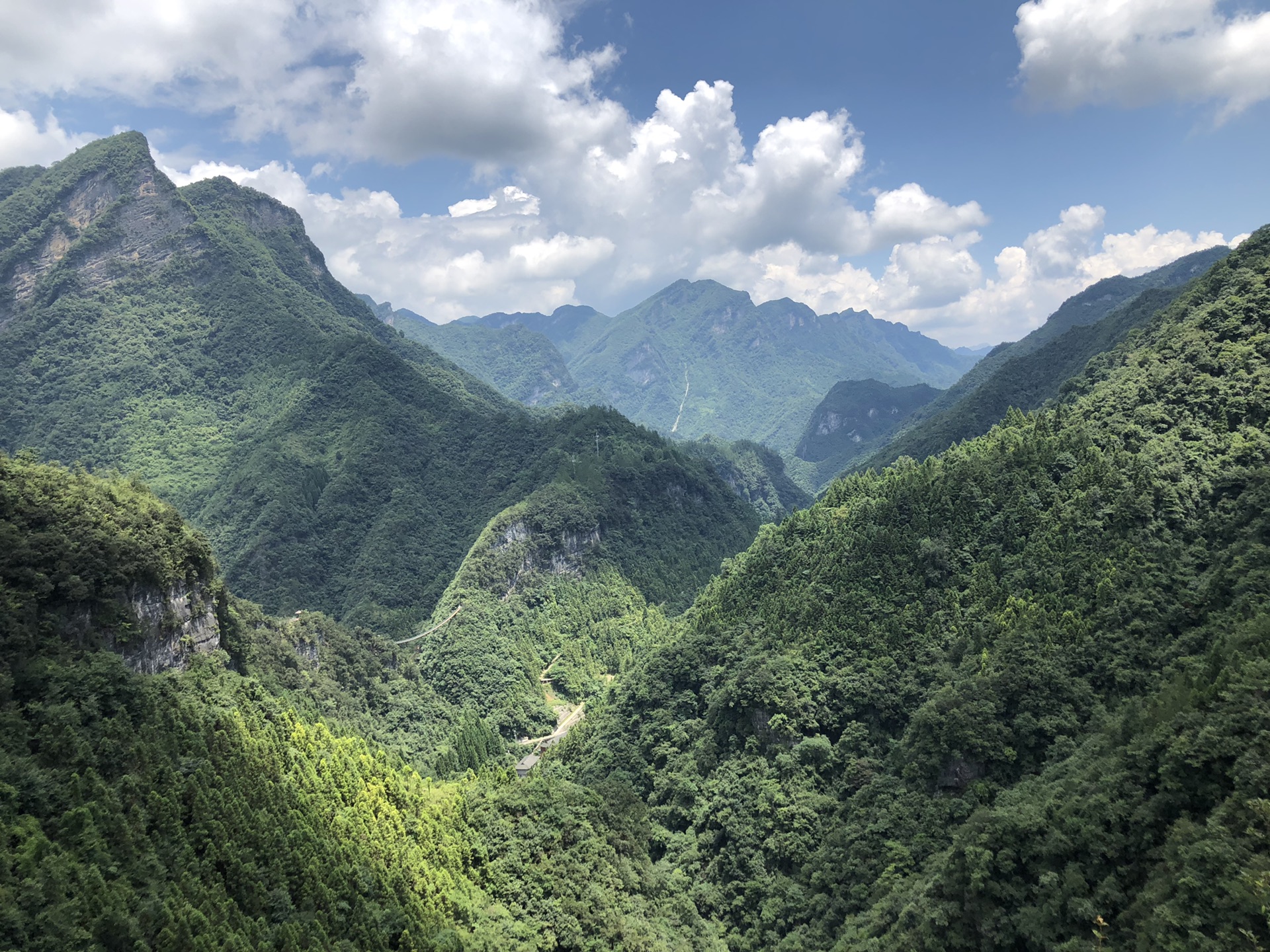 湖北恩施鹤峰硒都慢行记(柴埠溪,后河天门峡,木耳山,彭家寨,狮子关