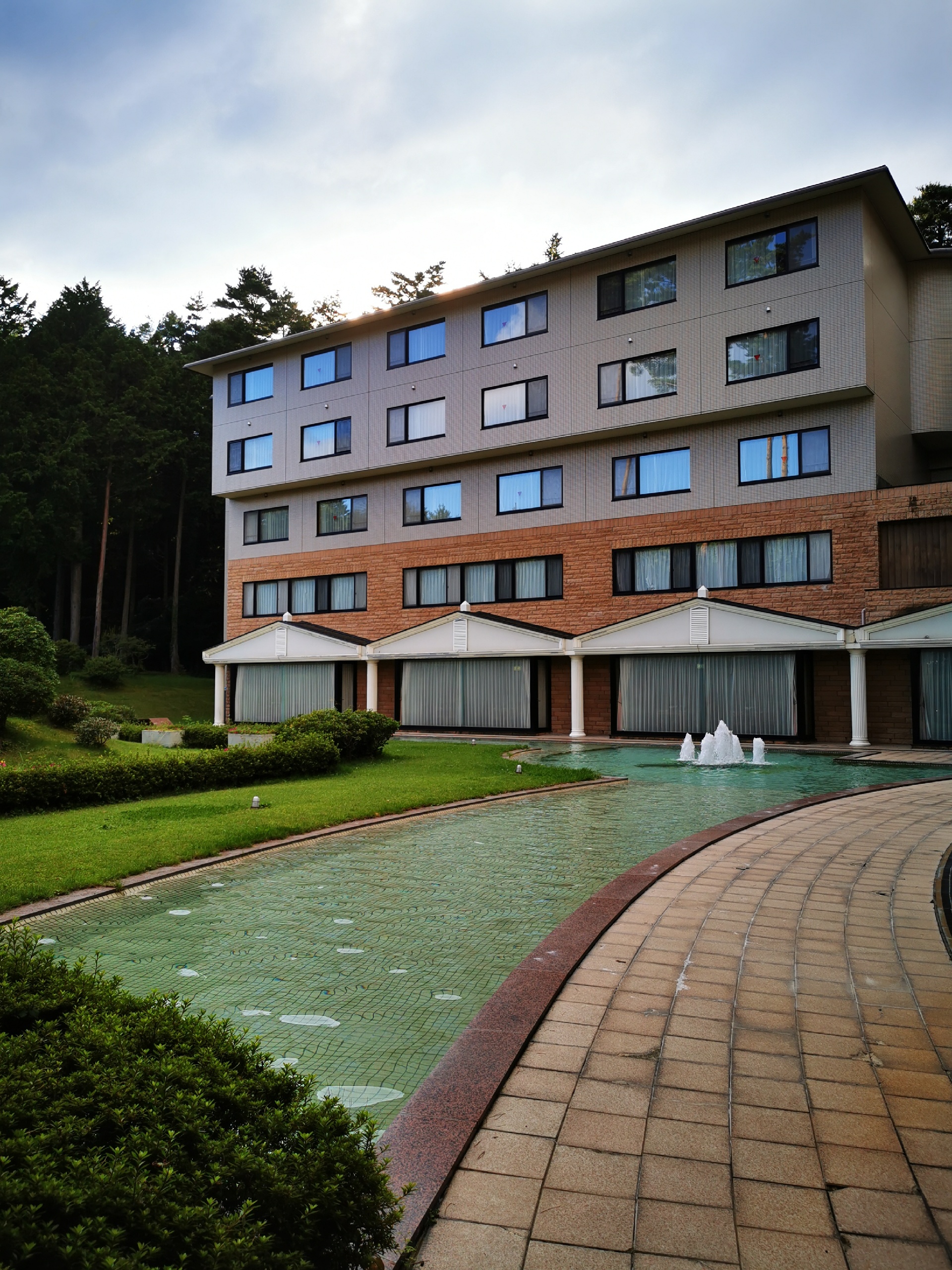 富士吉田市美食-EVERGREEN FUJI